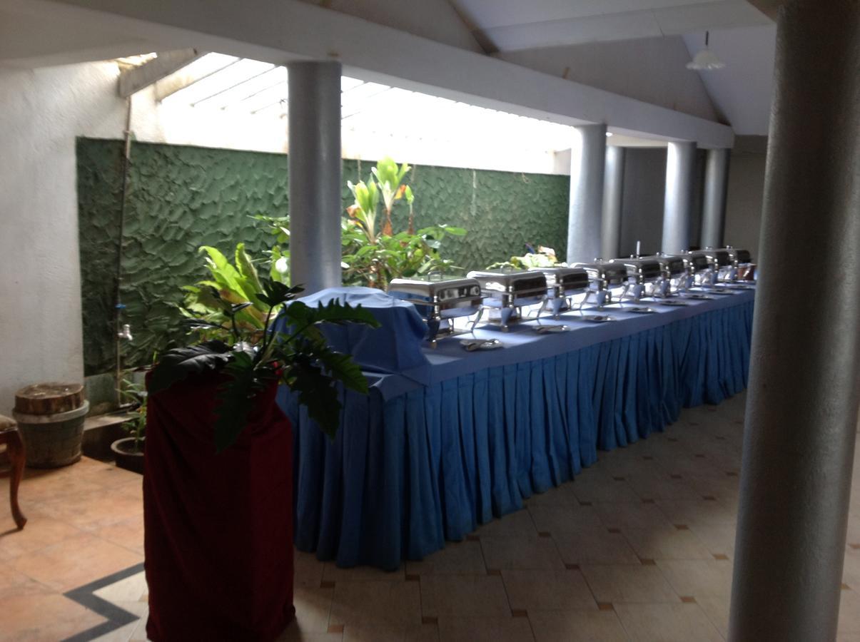 Ninnada Beach Hotel Marawila Exteriér fotografie